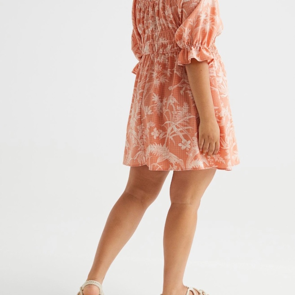 Off the shoulder dress - Picture 2 of 5